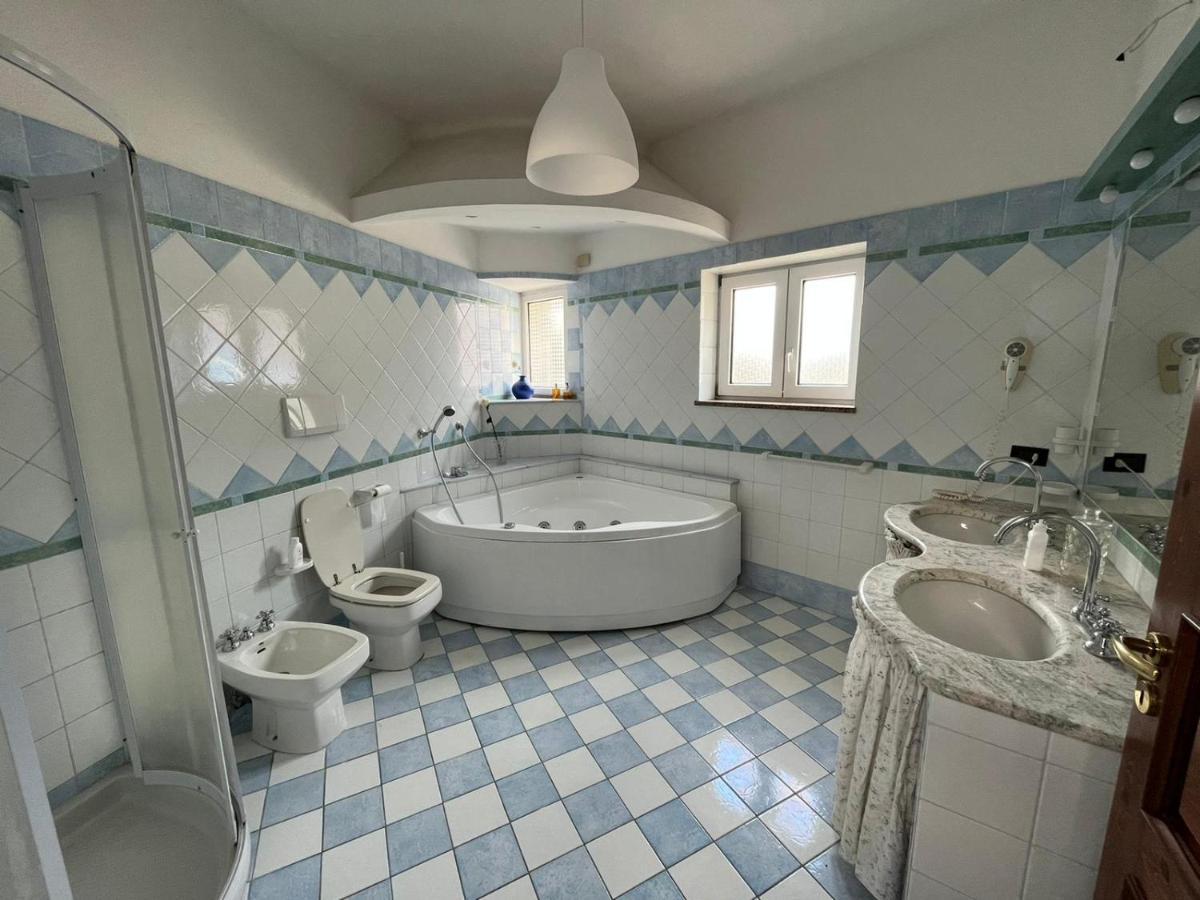 Casa Impagliazzo Bed & Breakfast Forio  ภายนอก รูปภาพ